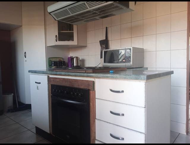3 BEDROOM SECTIONAL TITLE FOR SALE IN BERTON PARK